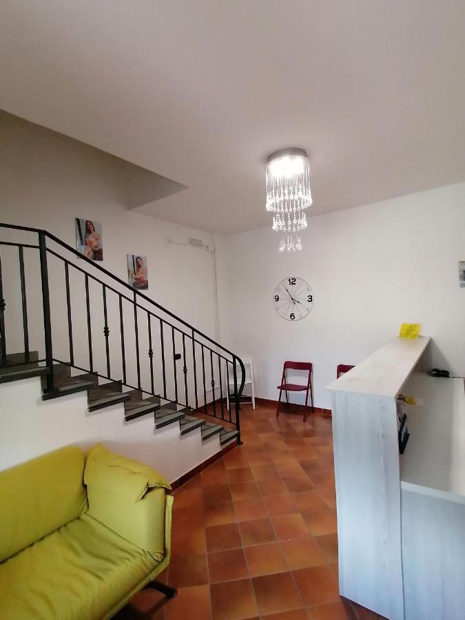 Hotel Posidonia ซาปรี ภายนอก รูปภาพ